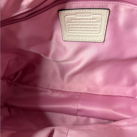 Rare Coach Poppy Ivory Leather Eyelet Turnlock Tote 22488 Vachetta detail - Picture 5 of 7